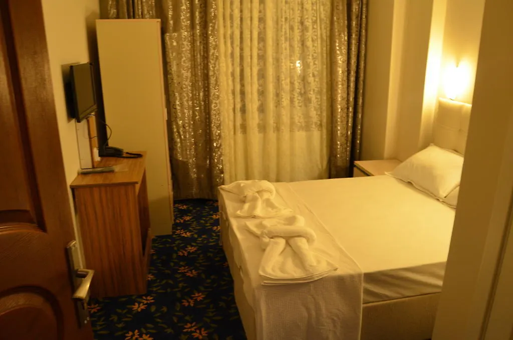 Hilton Garden Inn Istanbul Atatuerk Airport 4*,